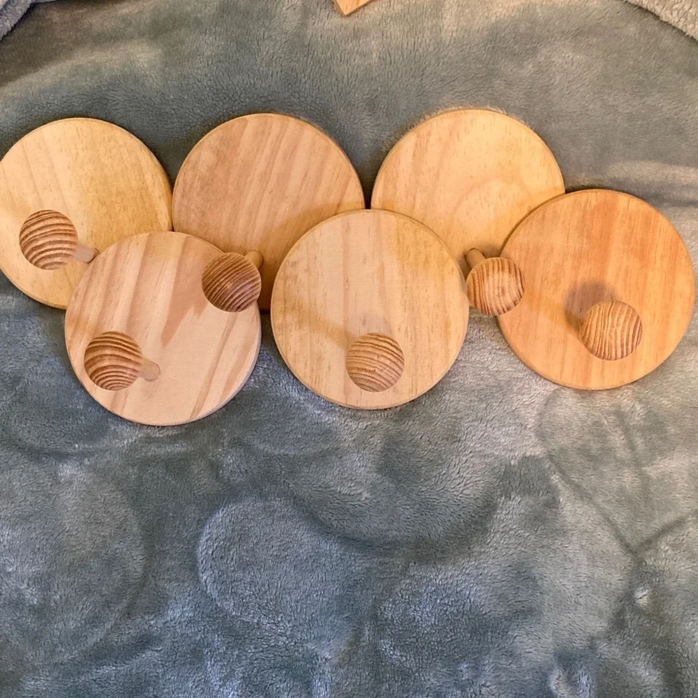 Set of 6 Natural Wood Wall Hooks Set